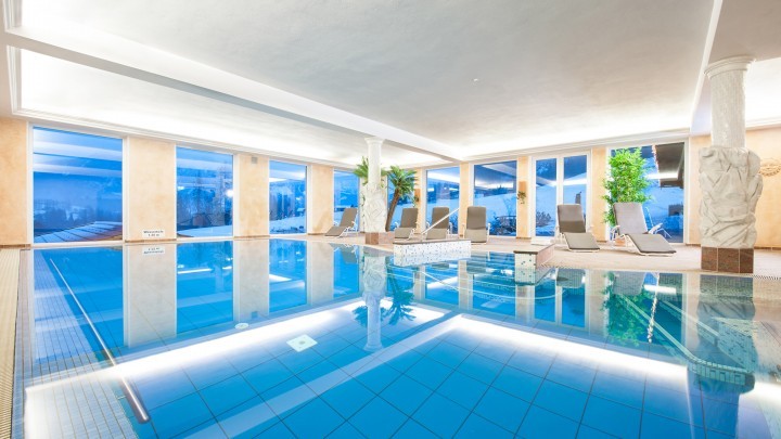 Schwimmbad im Hotel Berchtesgaden